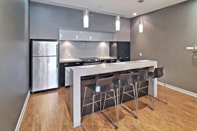919 - 19 Singer Crt, Condo with 1 bedrooms, 2 bathrooms and 1 parking in Toronto ON | Image 19