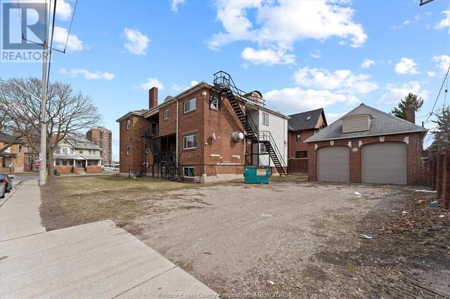 801 Victoria, House detached with 22 bedrooms, 15 bathrooms and null parking in Windsor ON | Image 48