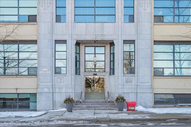 404 - 1001 Roselawn Ave, Condo with 1 bedrooms, 1 bathrooms and 1 parking in Toronto ON | Image 22