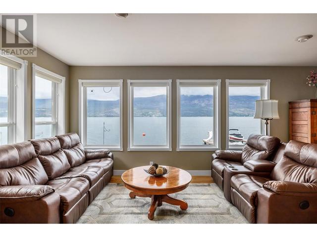 17824 Juniper Cove Road, House detached with 3 bedrooms, 3 bathrooms and 4 parking in Lake Country BC | Image 2