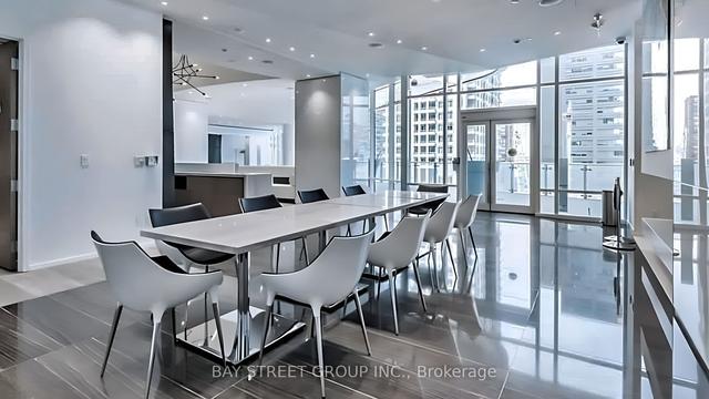 5001 - 1 Bloor St E, Condo with 2 bedrooms, 3 bathrooms and 1 parking in Toronto ON | Image 17