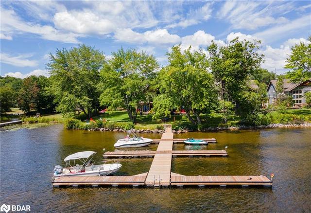 1b - 1841 Muskoka Road 118 W, House attached with 3 bedrooms, 2 bathrooms and 2 parking in Muskoka Lakes ON | Image 33