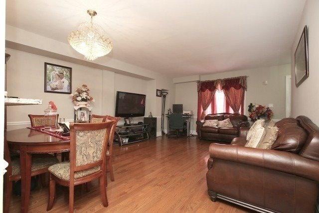 13 Birch Tree Cres, House detached with 3 bedrooms, 3 bathrooms and 5.5 parking in Toronto ON | Image 25