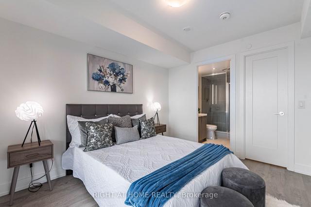 1236 - 5 Mabelle Ave, Condo with 2 bedrooms, 2 bathrooms and 1 parking in Toronto ON | Image 5