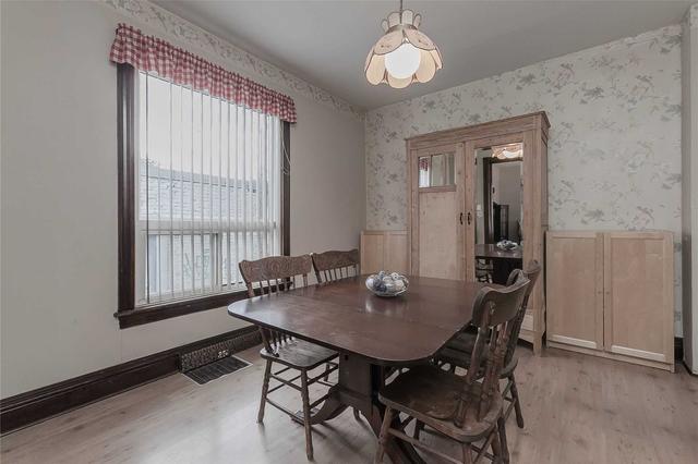 325 Robert St, House detached with 4 bedrooms, 3 bathrooms and 2 parking in Hamilton ON | Image 6