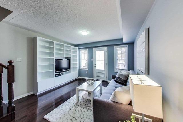 8 - 40 Mendelssohn St, Townhouse with 2 bedrooms, 2 bathrooms and 1 parking in Toronto ON | Image 12