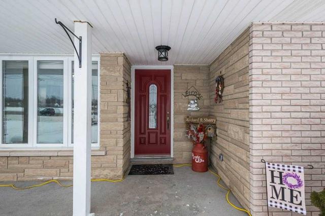 5228 Old Highway 2, House detached with 3 bedrooms, 2 bathrooms and 8 parking in Belleville ON | Image 23