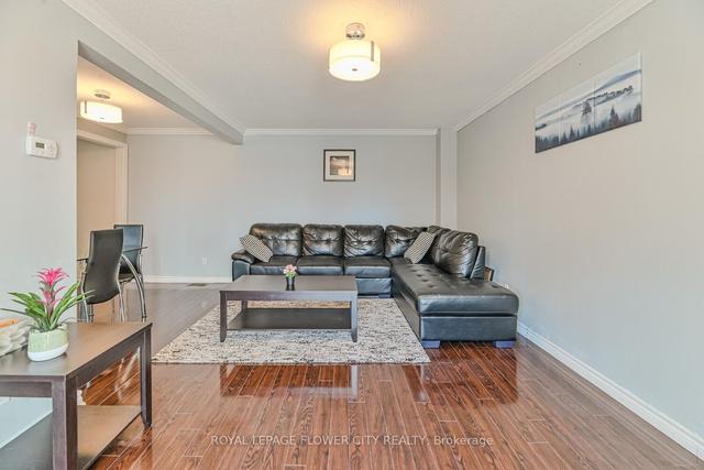 20 Horseshoe Crt, House detached with 3 bedrooms, 2 bathrooms and 3 parking in Brampton ON | Image 28