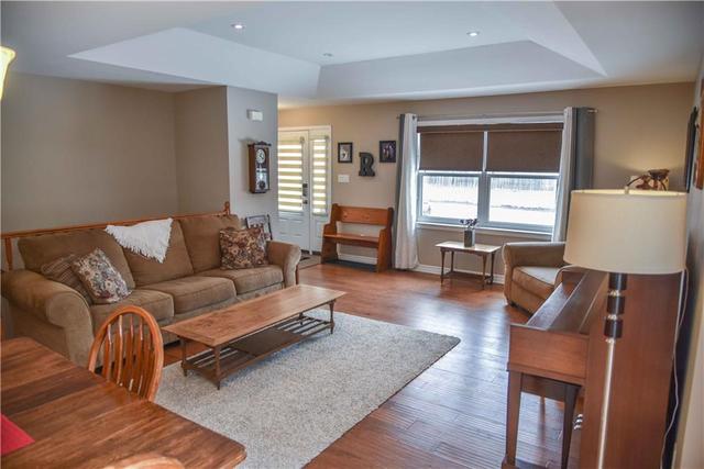 229 Oriole Crescent, House detached with 4 bedrooms, 3 bathrooms and 6 parking in Petawawa ON | Image 7