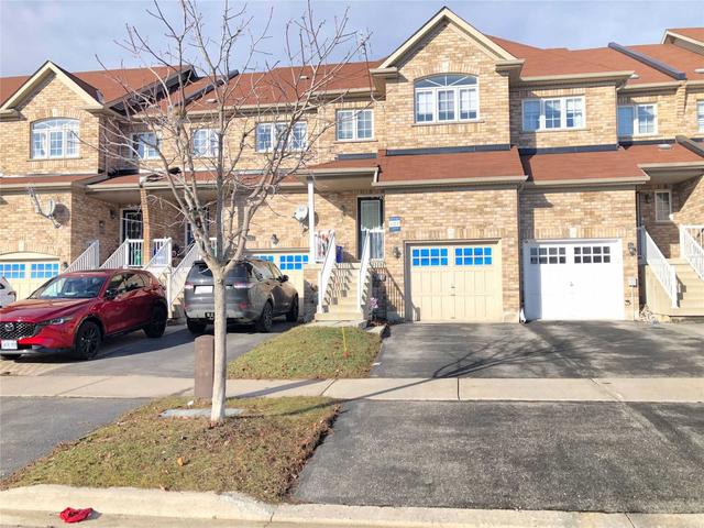 107 Amulet Cres, House attached with 3 bedrooms, 3 bathrooms and 2 parking in Richmond Hill ON | Card Image