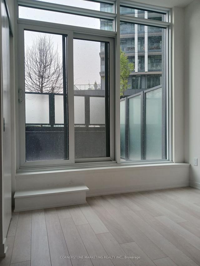 415 - 50 Power St, Condo with 3 bedrooms, 2 bathrooms and 0 parking in Toronto ON | Image 2