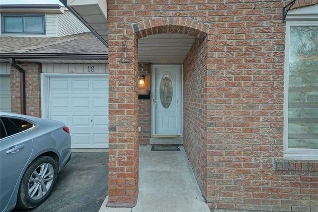 16 Kline Crt, House semidetached with 3 bedrooms, 3 bathrooms and 3 parking in Brampton ON | Image 23