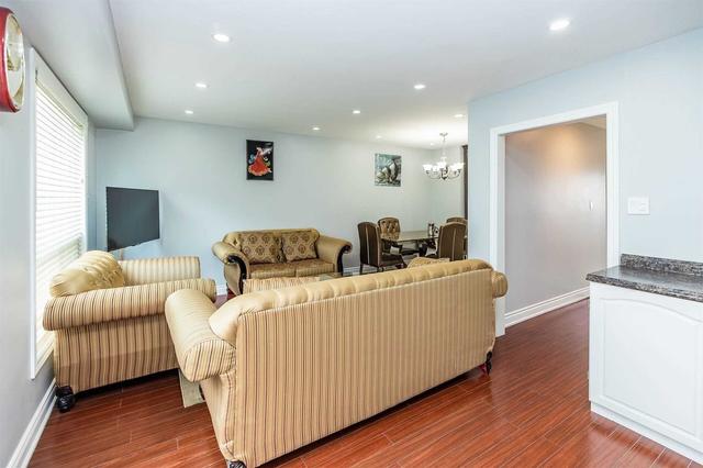 7302 Lancaster Ave, House semidetached with 4 bedrooms, 3 bathrooms and 6 parking in Mississauga ON | Image 39
