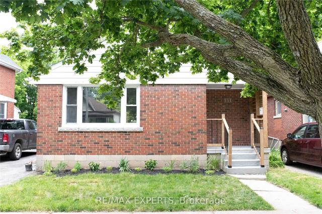 151 Eagle Ave, House detached with 2 bedrooms, 2 bathrooms and 0 parking in Brantford ON | Image 1