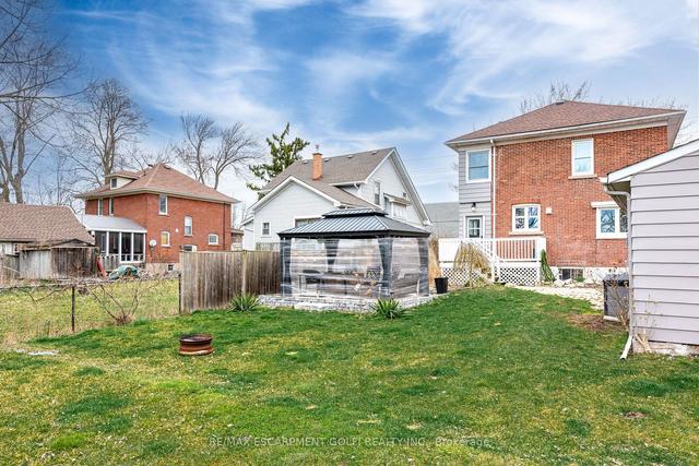 8299 Willoughby Dr, House detached with 4 bedrooms, 2 bathrooms and 10 parking in Niagara Falls ON | Image 35