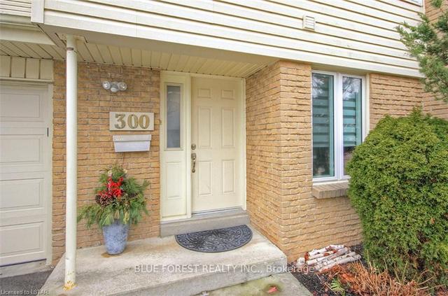 300 - 700 Osgoode Dr, House attached with 3 bedrooms, 2 bathrooms and 2 parking in London ON | Image 22