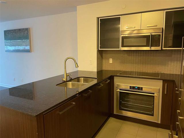 1002 - 5168 Yonge St, Condo with 1 bedrooms, 1 bathrooms and 1 parking in Toronto ON | Image 3