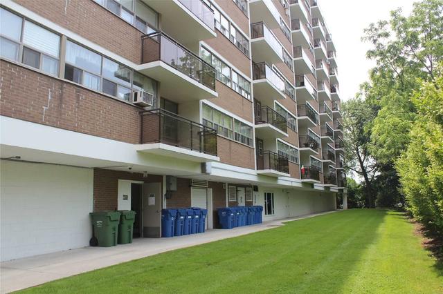 204 - 212 Kerr St, Condo with 2 bedrooms, 1 bathrooms and 1 parking in Oakville ON | Image 20