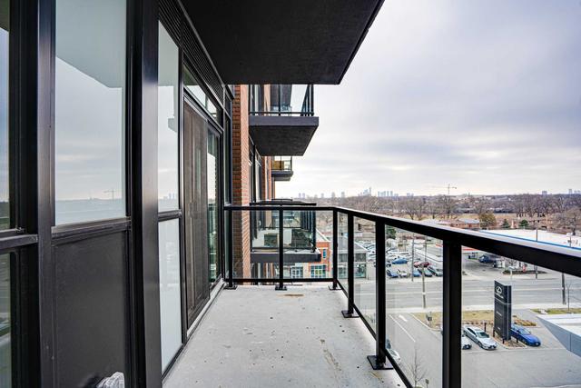 727 - 2300 St Clair Ave W, Condo with 2 bedrooms, 2 bathrooms and 1 parking in Toronto ON | Image 16