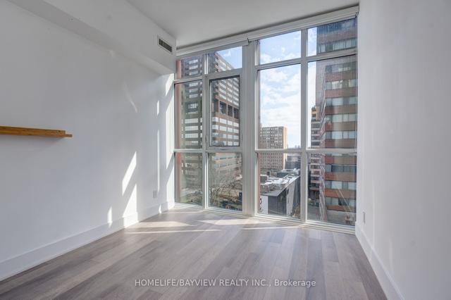 703 - 32 Davenport Rd, Condo with 2 bedrooms, 2 bathrooms and 1 parking in Toronto ON | Image 8