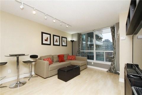 402 - 50 Lynn Williams St, Condo with 1 bedrooms, 2 bathrooms and 1 parking in Toronto ON | Image 3