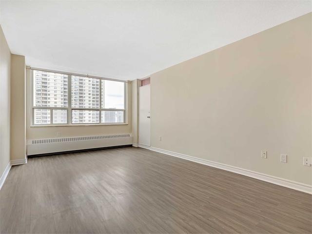 916 - 390 Dixon Rd, Condo with 2 bedrooms, 1 bathrooms and 1 parking in Toronto ON | Image 28