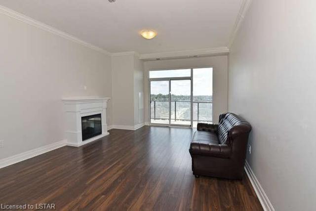 1008 - 260 Villagewalk Boulevard, House attached with 2 bedrooms, 2 bathrooms and 2 parking in London ON | Image 9