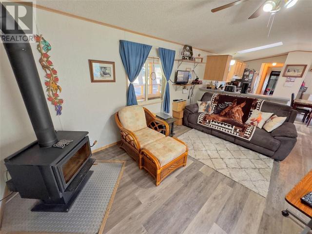 2446 Hwy 3, House other with 2 bedrooms, 2 bathrooms and null parking in Central Kootenay B BC | Image 17