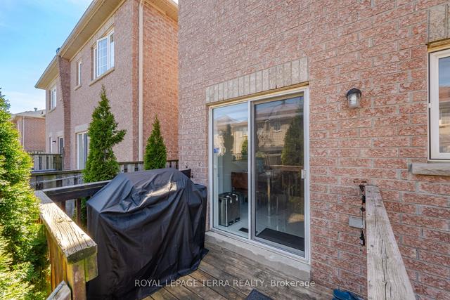 29 Heartview Rd, House attached with 3 bedrooms, 3 bathrooms and 3 parking in Brampton ON | Image 30