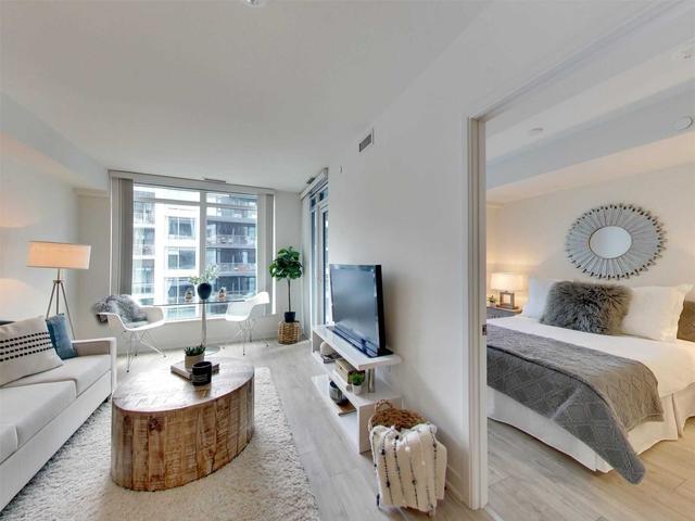 1112w - 27 Bathurst St, Condo with 2 bedrooms, 2 bathrooms and 0 parking in Toronto ON | Image 14