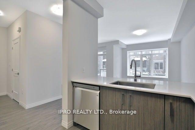 120 - 30 Times Square Blvd, House attached with 2 bedrooms, 2 bathrooms and 2 parking in Hamilton ON | Image 9