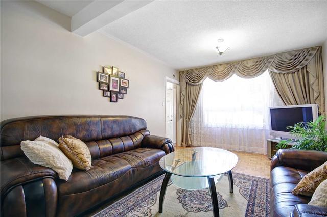 16 Burlington St, House detached with 3 bedrooms, 1 bathrooms and 4 parking in Mississauga ON | Image 14