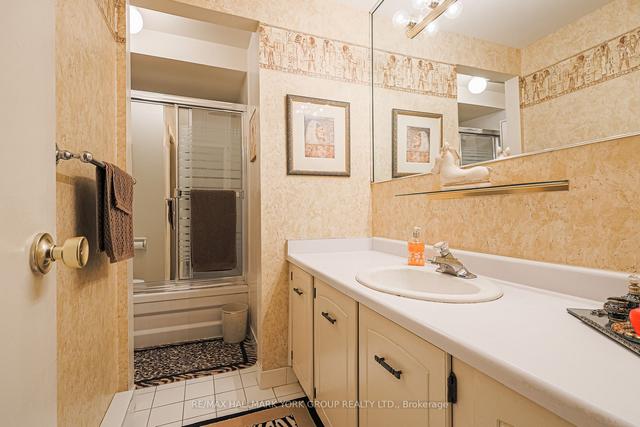 19 Edgar Woods Rd, Townhouse with 3 bedrooms, 3 bathrooms and 2 parking in Toronto ON | Image 14
