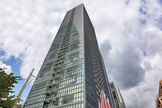 2802 - 110 Charles St E, Condo with 2 bedrooms, 2 bathrooms and 1 parking in Toronto ON | Image 22