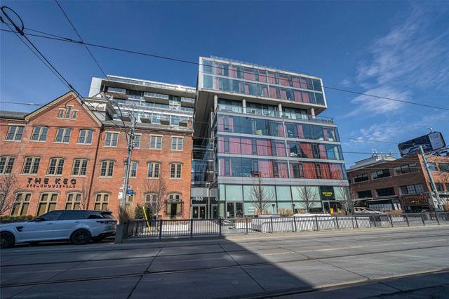 1009 - 560 King St W, Condo with 2 bedrooms, 2 bathrooms and 0 parking in Toronto ON | Image 1