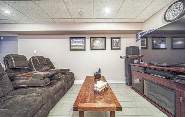 486 Grandview St S, House detached with 3 bedrooms, 3 bathrooms and 4 parking in Oshawa ON | Image 10