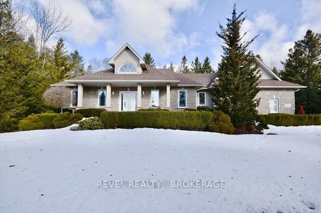 61 Red Oak Cres, House detached with 4 bedrooms, 3 bathrooms and 10 parking in Oro Medonte ON | Image 1