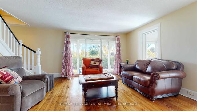 51 Front St W, House detached with 5 bedrooms, 4 bathrooms and 6 parking in Kawartha Lakes ON | Image 16