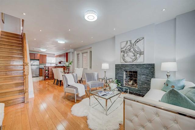 165 Wallace Ave, House semidetached with 3 bedrooms, 2 bathrooms and 1 parking in Toronto ON | Image 26