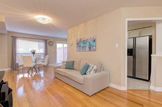 6387 Spinnaker Circ, Townhouse with 3 bedrooms, 4 bathrooms and 2 parking in Mississauga ON | Image 21