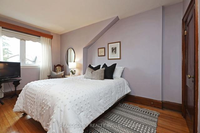1 Slade Ave, House detached with 4 bedrooms, 2 bathrooms and 1 parking in Toronto ON | Image 10