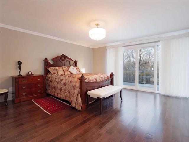 90 Gulliver Rd, House detached with 4 bedrooms, 4 bathrooms and 8 parking in Toronto ON | Image 9