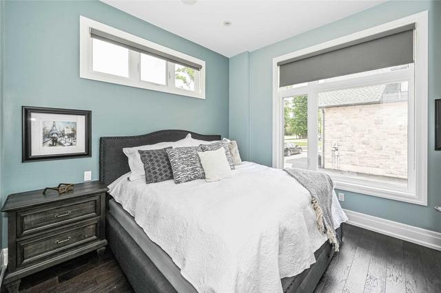 115 Dawn Ave, House detached with 5 bedrooms, 6 bathrooms and 10 parking in Guelph ON | Image 3