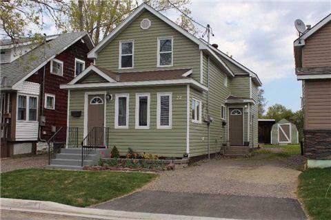 74 London St, House detached with 3 bedrooms, 2 bathrooms and 2 parking in Sault Ste. Marie ON | Card Image