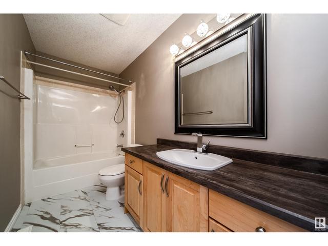 7915 3 Av Sw, House detached with 3 bedrooms, 3 bathrooms and null parking in Edmonton AB | Image 32