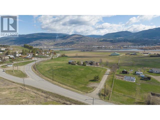 6325 Old Kamloops Road, House detached with 4 bedrooms, 4 bathrooms and 3 parking in North Okanagan B BC | Image 76