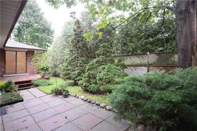 9 Dale Ave, House detached with 3 bedrooms, 2 bathrooms and 8 parking in Toronto ON | Image 11