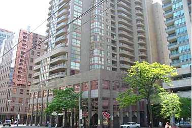 1012 - 736 Bay St, Condo with 1 bedrooms, 1 bathrooms and null parking in Toronto ON | Image 1