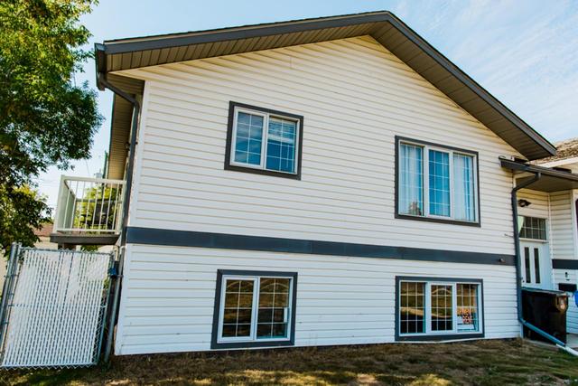 1 - 913 4 Avenue, Condo with 3 bedrooms, 2 bathrooms and 1 parking in Beaverlodge AB | Image 24