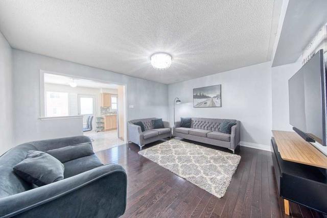 104 Northway Ave, House attached with 3 bedrooms, 3 bathrooms and 3 parking in Whitchurch Stouffville ON | Image 28